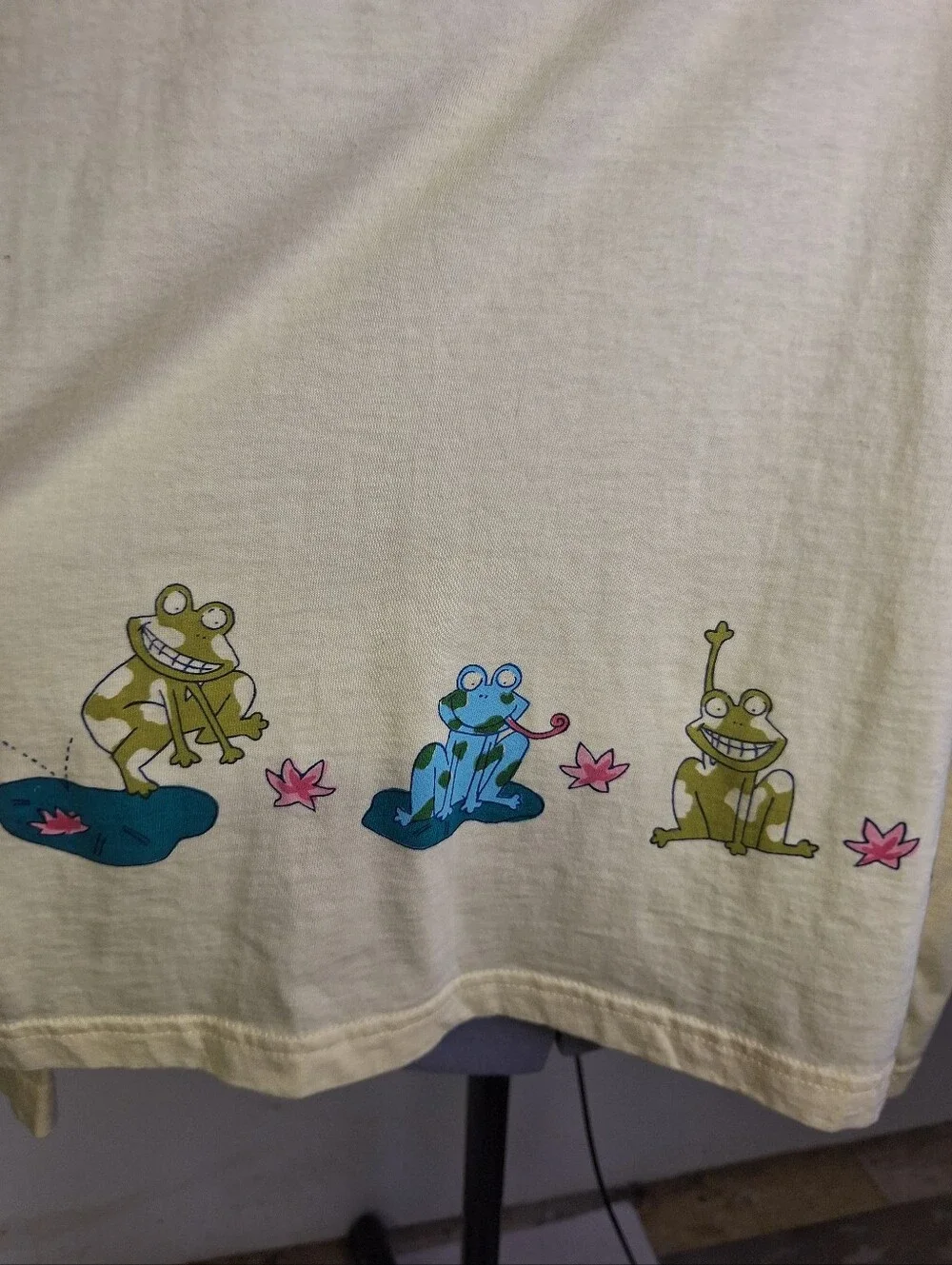 Xhilaration Yellow Long Sleeve Tunic with Frog Print                Size XXL